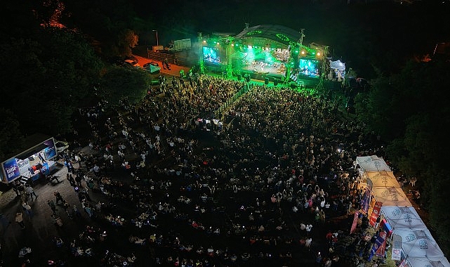Nilüfer Belediyesi’nin bu yıl ikincisini düzenlediği Nilüfer Karadeniz Festivali, Balat