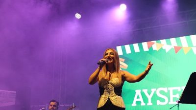 2. Nilüfer Karadeniz Festivali’nin ikinci günü de dolu dolu geçti.