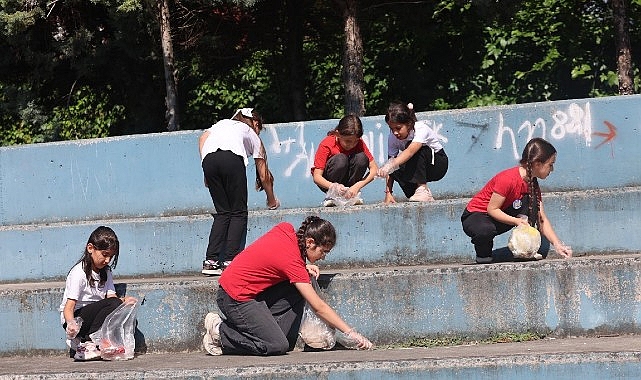 Kartepe Belediyesi Temizlik İşleri Müdürlüğü, çevre bilincinin küçük yaşlarda kazandırılması