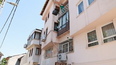 Osmangazi Belediyesi, vatandaşlardan gelen ihbar üzerine harekete geçerek tonlarca çöpün