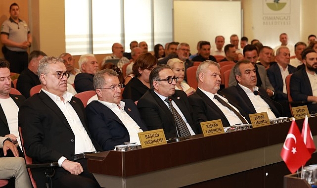 Osmangazi’de Haziran Ayı Meclis Toplantısı Gerçekleşti Osmangazi Belediyesi’nin Haziran Ayı Olağan Meclis Toplantısı, Osmangazi Belediye Başkanı