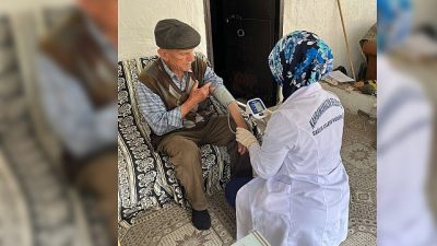 Kahramankazan Belediyesi Sağlık İşleri Müdürlüğü ekipleri, evde sağlık hizmetleri kapsamında
