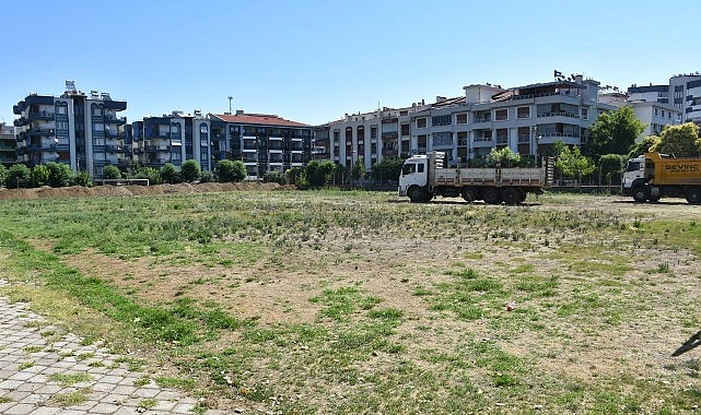 Salihli’nin geleceğine değer katacak Bilim Merkezi projesinde temel kazı çalışmalarına