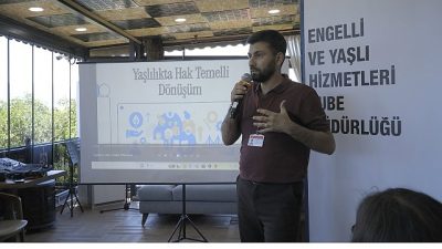 Kocaeli Büyükşehir Belediyesi’nin 65 yaş ve üzeri vatandaşları sosyal hayata
