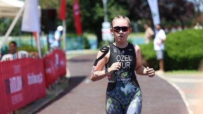 Sporun ve gençlerin gelişimine yönelik yatırımlarını sürdüren Osmangazi Belediyesi’nin ev