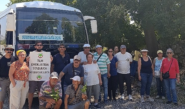 Tarihin izinde bir gün: Emeklilerden Seferihisar gezisine tam not Seferihisar Belediyesi, Tüm Emeklilerin Sendikası üyeleri için ilçenin tarihi ve