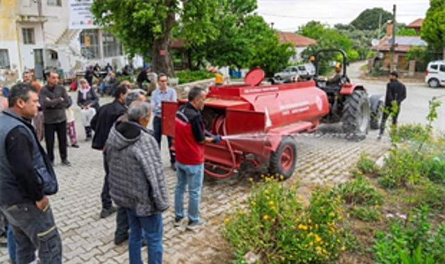 Tire’nin Küçükkale Mahallesi’nde yangın tehdidine karşı köy halkı teyakkuza geçti.