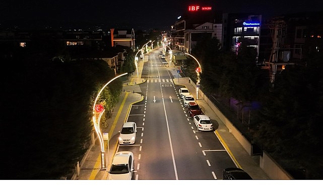 Kocaeli Büyükşehir Belediyesi’nin, alt ve üst yapısını yenilediği İzmit Yahya