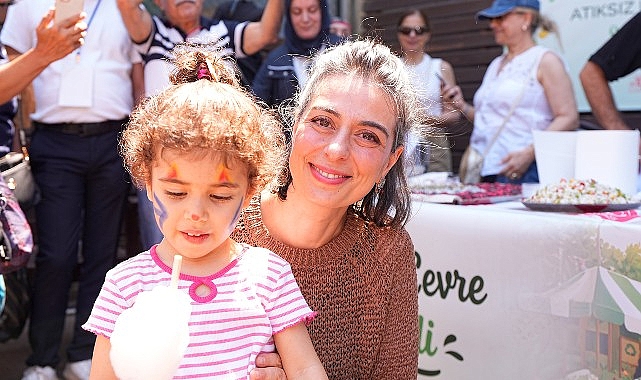 Üsküdar’da Çevre Bilinci Festivalle Büyüdü: Kuzguncuk Bostanı’nda Sürdürülebilir Yaşam Buluşması Üsküdar Belediyesi tarafından Sıfır Atık Haftası kapsamında düzenlenen “Üsküdar Çevre