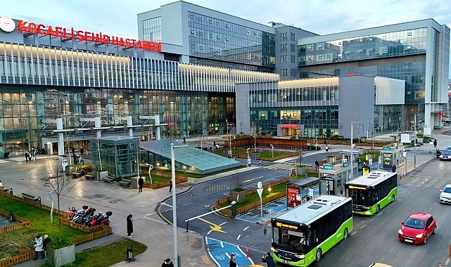 154 hatta kesintisiz ulaşım Kocaeli Büyükşehir Belediyesi, her geçen yıl güçlendirdiği ulaşım ağı ve