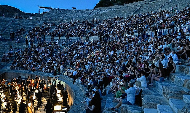 9. Uluslararası Efes Opera ve Bale Festivali Devlet Opera ve Balesi Genel Müdürlüğü tarafından bu yıl dokuzuncusu