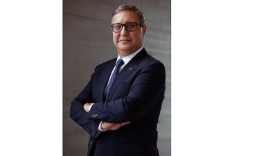 Türk ilaç sektörünün 24 yıldır kesintisiz lideri olan Abdi İbrahim’in
