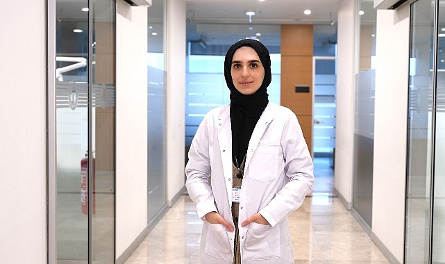 Ağız bakımı kişisel bakımın temeli! Üsküdar Üniversitesi Diş Hastanesi Periodontoloji Uzmanı Dr. Öğr. Üyesi Kübra