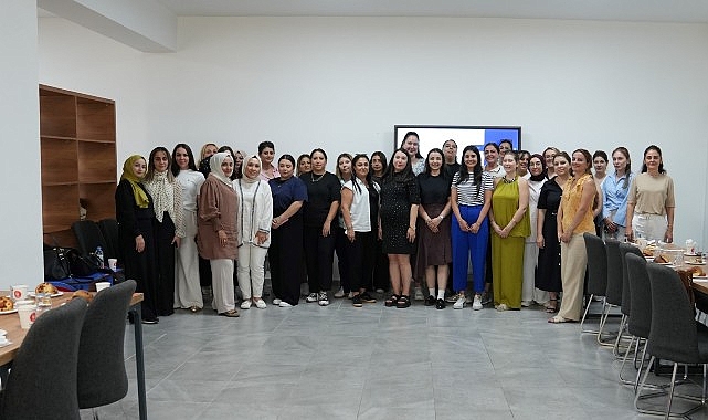 Ailelere Yönelik “Ergenlik Dönemini Anlamak” Semineri Düzenlendi Keçiören Belediyesi ile Aile ve Sosyal Hizmetler Bakanlığı iş birliğinde,