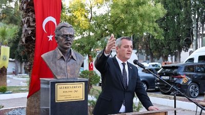 Buca’nın yetiştirdiği önemli kalemlerden biri olan, Dönemeç Dergisi’nin kurucusu, şair