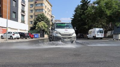 Maltepe Belediyesi, ilçenin yaşam kalitesini artırmaya yönelik çevre bakım ve