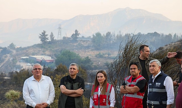 Antalya Büyükşehir ekipleri orman yangınlarını söndürme çalışmalarına seferber oldu Antalya Büyükşehir Belediyesi, Kumluca, Kaş ve Alanya Sapadere de çıkan