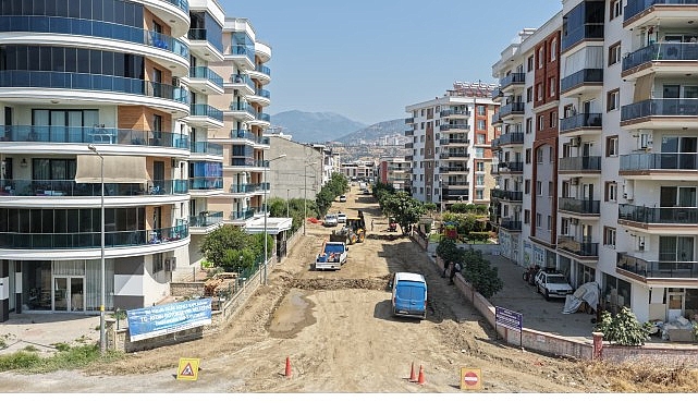 Aydın Büyükşehir Belediye Başkanı Özlem Çerçioğlu, kentin dört bir yanında