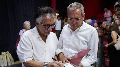 Ayvalık Belediyesi'nin "Küresel ve Çağdaş Kültür Sanat Açılımı" kapsamında düzenlediği