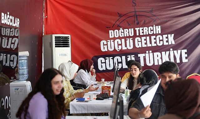 Bağcılar Belediyesi tarafından 15 Temmuz Demokrasi ve Milli İrade Meydanı’na
