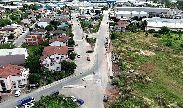 Başiskele’de kavşak revizyonu trafiğe nefes oldu Kocaeli Büyükşehir Belediyesi, Başiskele ilçesi Vezirçiftliği Mahallesi’nde yer alan Seyid