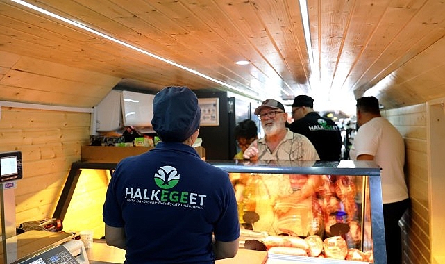 Başkan Çerçioğlu, Aydın Büyükşehir Belediyesi Mobil Halk Ege Et Hizmetlerini Didim’de Vatandaşlarla Buluşturdu Kaliteli, güvenilir ve ekonomik ürünleri vatandaşlarla buluşturan Aydın Büyükşehir Belediyesi