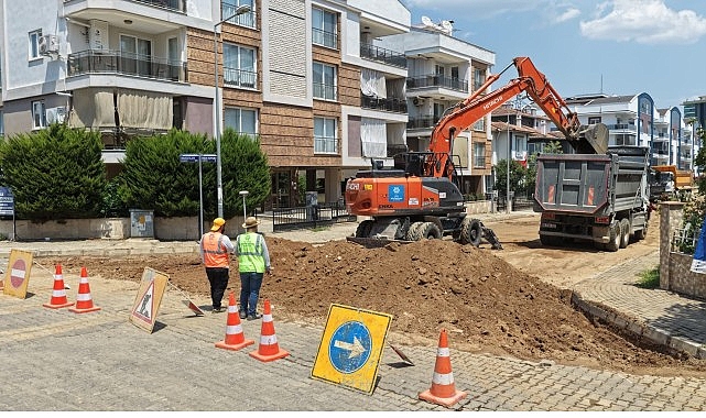 Aydın Büyükşehir Belediyesi tarafından kent genelinde eş zamanlı olarak sürdürülen
