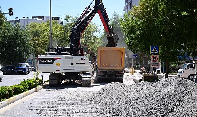 Başkan Çerçioğlu’nun Çalışmalarıyla Söke’nin Altyapısı Güçleniyor Aydın Büyükşehir Belediye Başkanı Özlem Çerçioğlu tarafından Aydın’a kazandırılan altyapı