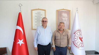 Edremit Belediye Başkanı Mehmet Ertaş, mahallelerin öncelikli ihtiyaçlarını yerinde tespit