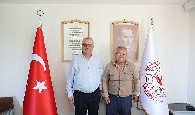 Başkan Ertaş muhtarları tek tek ziyaret etti Edremit Belediye Başkanı Mehmet Ertaş, mahallelerin öncelikli ihtiyaçlarını yerinde tespit
