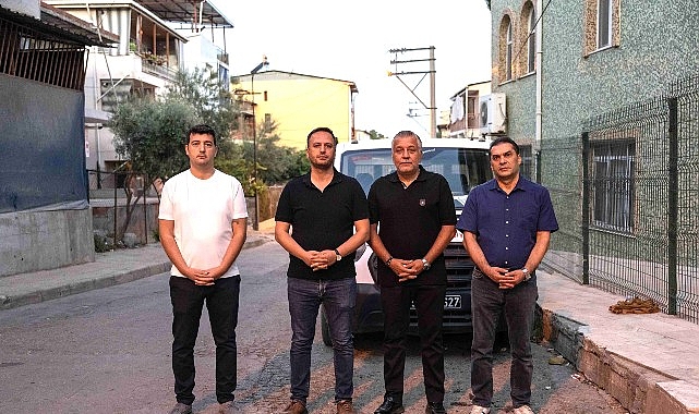 Başkan Eşki sabahın ilk ışıklarıyla sahada Bornova Belediye Başkanı Ömer Eşki, Yeşilçam Mahallesi'nde yapılacak yatırımları yerinde