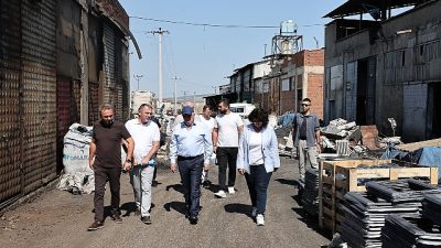 Nilüfer Belediye Başkanı Şadi Özdemir, ilçedeki projeleri yerinde görmek ve
