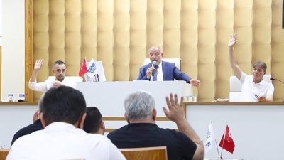 Canik Belediye Başkanı İbrahim Sandıkçı'nın başkanlığında Canik Belediye Meclisi Temmuz
