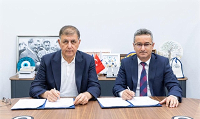 Başkan Tugay: Emeğin karşılığını ödemek için çaba gösteriyoruz İzmir Büyükşehir Belediyesi iştiraki İZULAŞ AŞ'de görev yapan 772 çalışanı