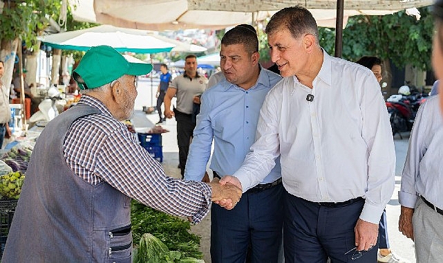 Başkan Tugay Tire’de vatandaşlar, üreticiler ve esnafla buluştu İzmir Büyükşehir Belediye Başkanı Dr. Cemil Tugay, Tire’de vatandaşlarla bir