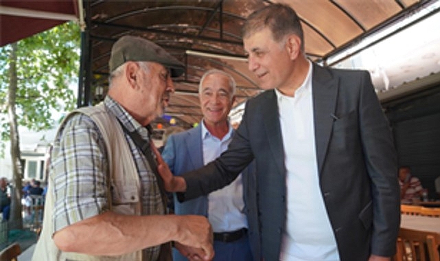Başkan Tugay’dan Seferihisar’a hizmet ve yatırım vurgusu İzmir Büyükşehir Belediye Başkanı Dr. Cemil Tugay, Seferihisar'da devam eden