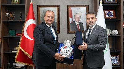 Bursa Büyükşehir Belediyesi Başkan Vekili Şahin Biba İznik’e gerçekleştirdiği ziyarette