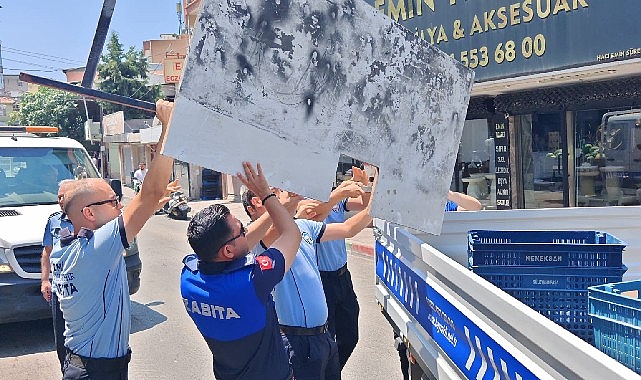 Bayraklı’da kamusal alan işgallerine ortak denetim İzmir Büyükşehir Belediyesi, Bayraklı Belediyesi ve İlçe Emniyet Müdürlüğü ekiplerinin koordineli çalışmasıyla Bayraklı'da