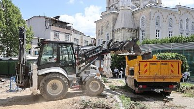 İstanbul Bayrampaşa Belediyesi, şehit Astsubay Esma Çevik'in adını taşıyan parkta,