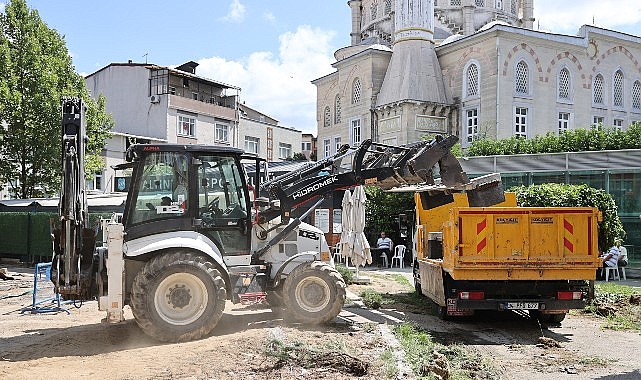Bayrampaşa Belediyesi Şehit Astsubay Esma Çevik Parkı’nı yeniliyor İstanbul Bayrampaşa Belediyesi, şehit Astsubay Esma Çevik'in adını taşıyan parkta,