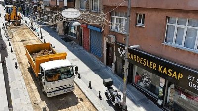 İstanbul Bayrampaşa Belediyesi, ilçenin en yoğun kullanılan arterlerinden biri olan