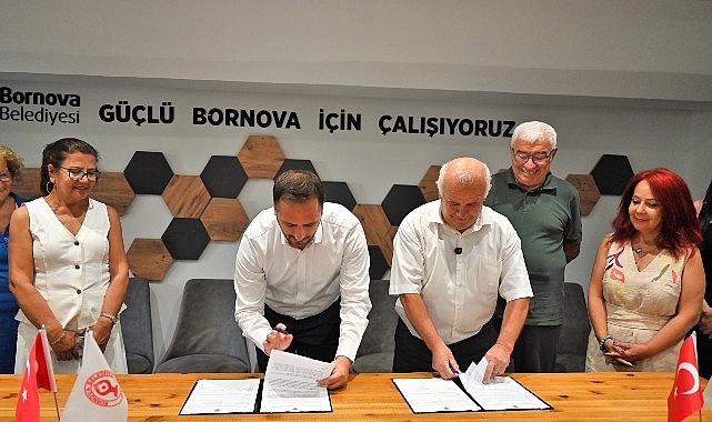 Bornova’nın çınarları için işbirliği protokolü Bornova Belediyesi ile Ege Geriatri Derneği, 60 yaş ve üzeri