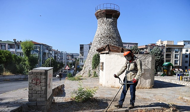 Buca’da yaz temizliği hız kesmeden sürüyor Buca Belediyesi, artan sıcaklıklarla birlikte temizlik çalışmalarını ilçe genelinde yoğunlaştırdı.