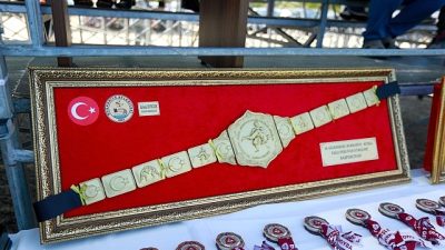 Burhaniye Belediyesi tarafından düzenlenen 10. Burhaniye – Kızıklı Yağlı Pehlivan