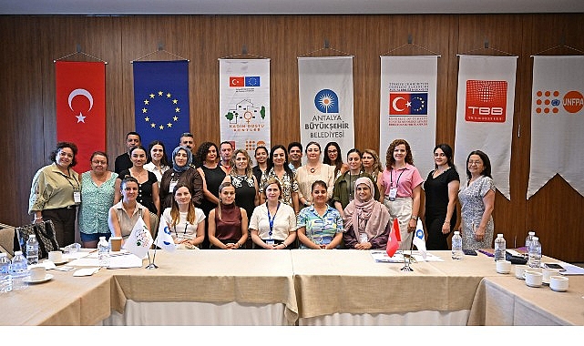 Büyükşehir ev sahipliğinde Kadın Dostu Kentler eğitimi düzenlendi Antalya Büyükşehir Belediyesi, Yerel Eşitlik Masası temsilcileri ile Kadın Dostu