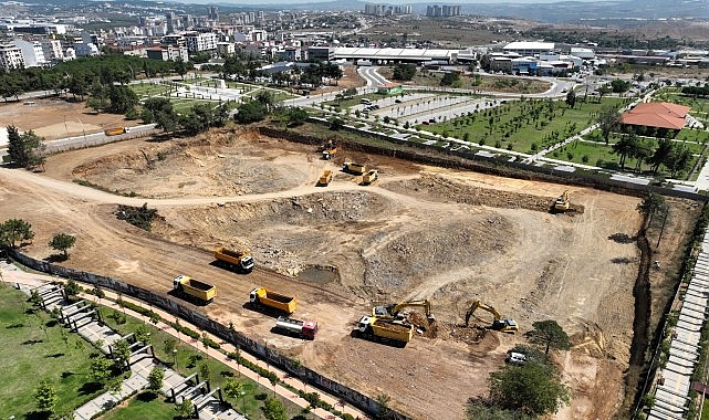 Büyükşehir’den Gebze Millet Bahçesi’ne yeni eser Kocaeli Büyükşehir Belediyesi, Gebze Millet Bahçesi’ni yalnızca bir dinlenme alanı