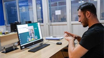 İzmir Büyükşehir Belediyesi, İzmir'de işitme kaybı bulunan ihtiyaç sahibi vatandaşların