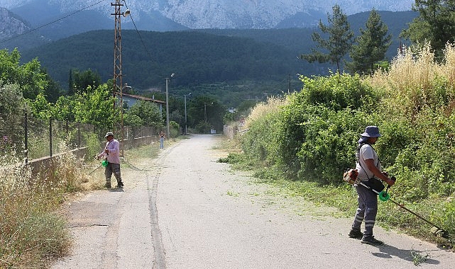 Antalya Büyükşehir Belediyesi, Kemer ilçesinde vatandaşların daha güvenli, temiz ve
