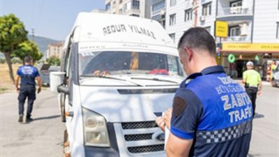 İzmir Büyükşehir Belediyesi ile emniyet ekipleri, yaz aylarında tarım işçisi
