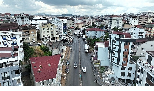 Büyükşehir’den ulaşıma nefes aldıran adımlar Kocaeli Büyükşehir Belediyesi, Çayırova Uğur Mumcu Caddesi’nde altyapı imalatlarının tamamlanmasının